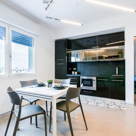 Rimini Marina Centro Station Apartment Экстерьер фото